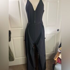 EUC H&M Structured Sleeveless Black Jumpsuit (Size 4)